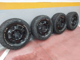 Rueda BFGoodrich All-Terrain LT245/70 R17 