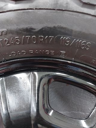 Rueda BFGoodrich All-Terrain LT245/70 R17 