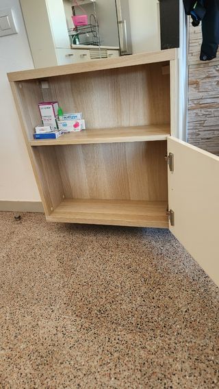 Recibidor con espejo de madera y cristal