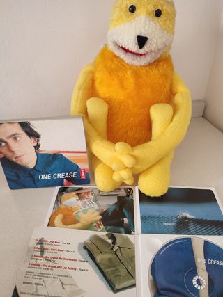 Pupazzo giallo Levi's Flat Eric peluche originale 