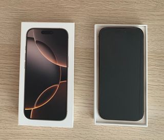 iPhone 16 Pro 256 GB Oro