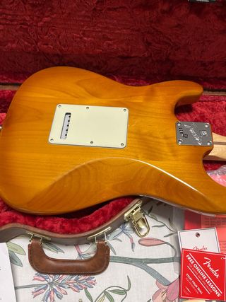 Guitarra Eléctrica Fender Stratocaster