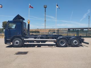 Volvo FM 410-GANCHO