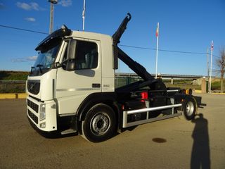 Volvo FM 330 - GANCHO