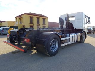 Volvo FM 330 - GANCHO