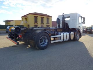 Volvo FM 330 - GANCHO