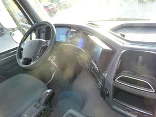 Volvo FM 330 - GANCHO