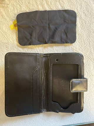 IPOD TOUCH 16GB + Funda Negra