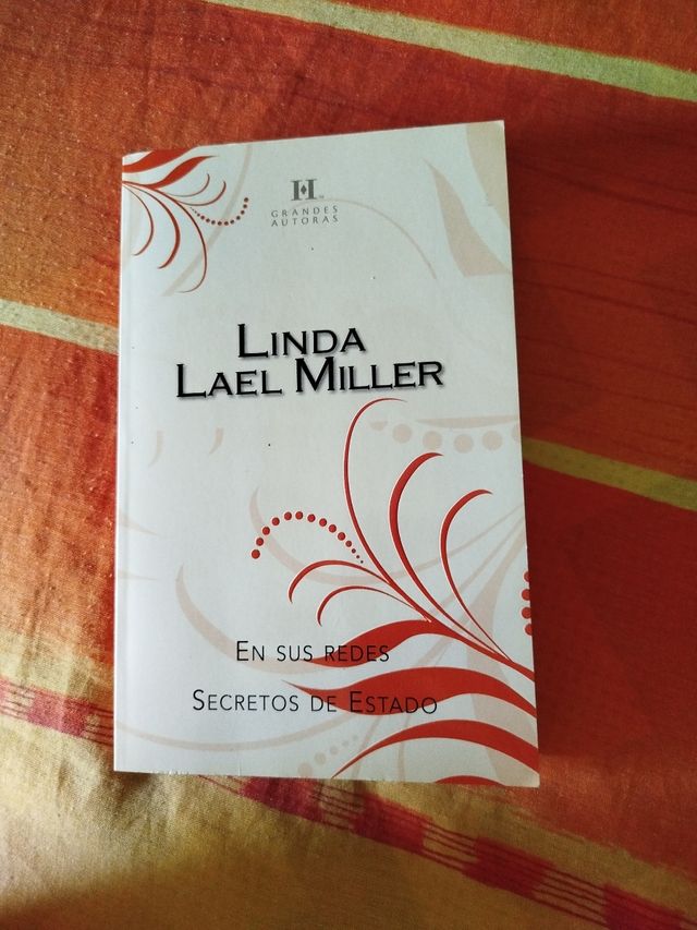 En sus redes. Secretos de Estado