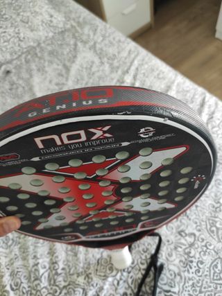 Pala de pádel NOX AT10 Genius 18K