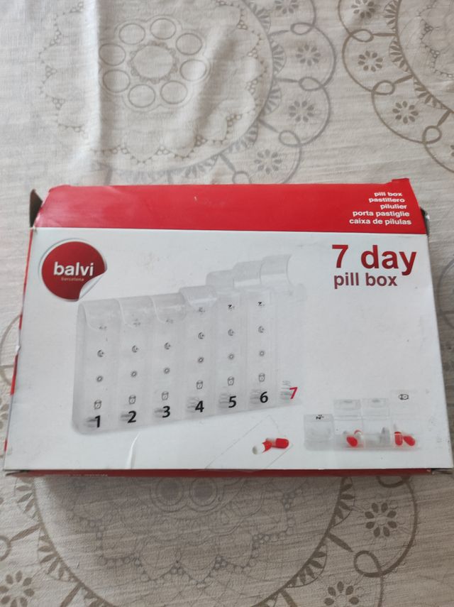 Pastillero para 7 días y 4 tomas