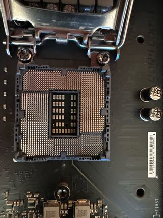 Placa Base MSI Z490 UNIFY