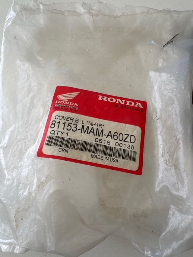 Cubierta Apoya Brazos Honda