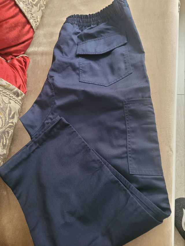 Pantalón de trabajo talla 48