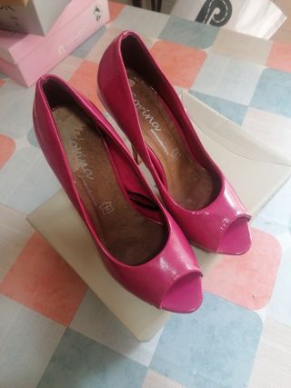 Tacones de fiesta rosas