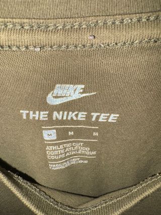 Camiseta Nike Verde Oliva