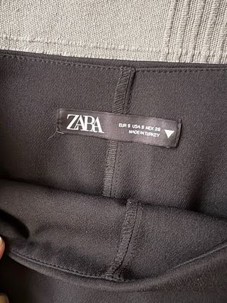 Falda pantalón Zara negra asimétrica