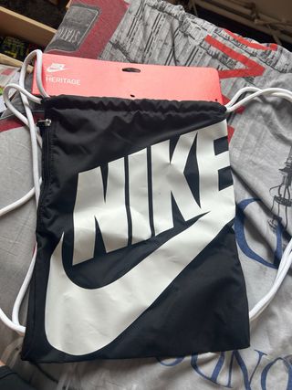 Mochila Nike Negra