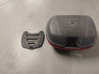 Baúl Moto Givi Negro