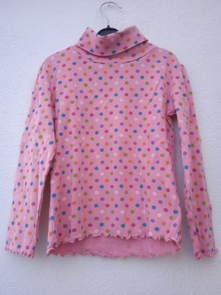 Camiseta cuello vuelto lunares (C&A) T: 8 años