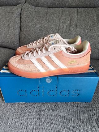 Adidas Gazelle Bad Bunny Cabo Rojo Naranja Rosa 