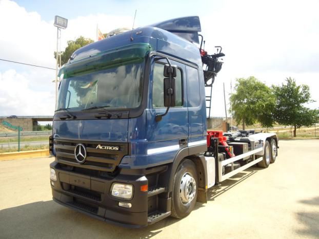 Mercedes-Benz ACTROS 2544 - GANCHO+GRUA