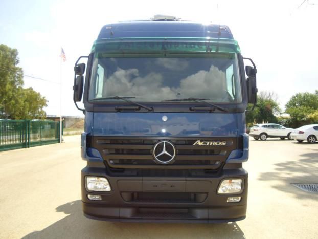 Mercedes-Benz ACTROS 2544 - GANCHO+GRUA