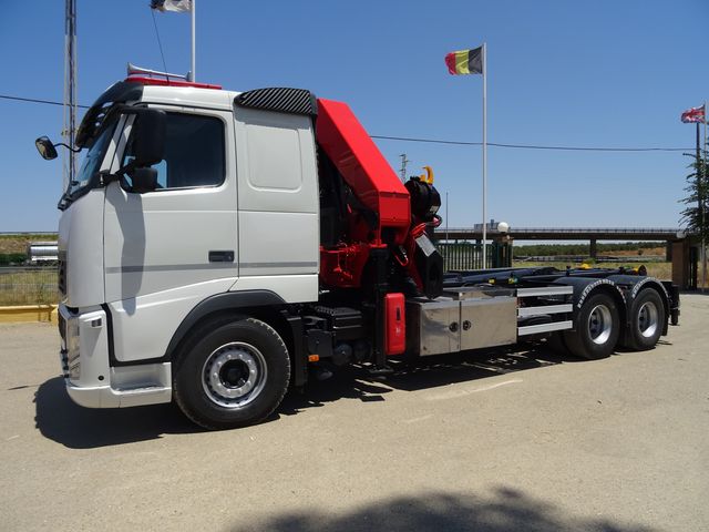 Volvo FH 13 500 - GANCHO+GRUA