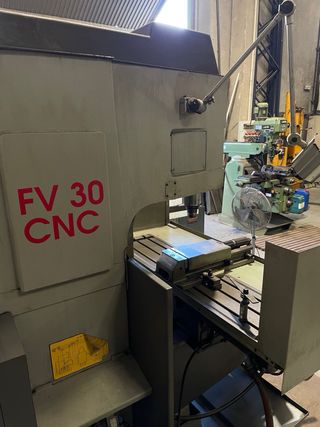 Fresadora CNC TOS