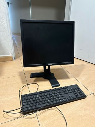 Monitor Dell Negro con soporte regulable 