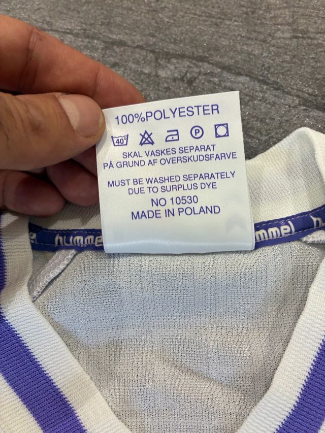 Camiseta Hummel Real Madrid Talla M