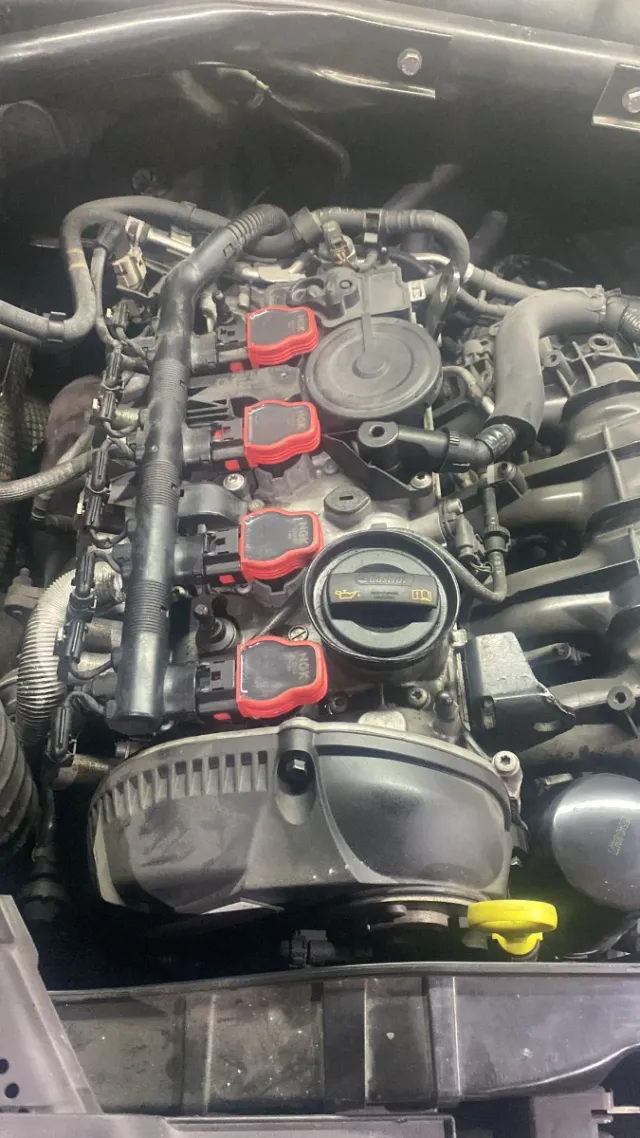 Bobinas y Bujías NGK Iridium Audi 2.0 TFSI