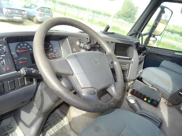 Volvo FM 370 - CAMIONES GRUAS