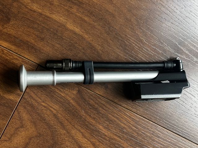 Bomba Suspensión DIGITAL  Blackburn Honest