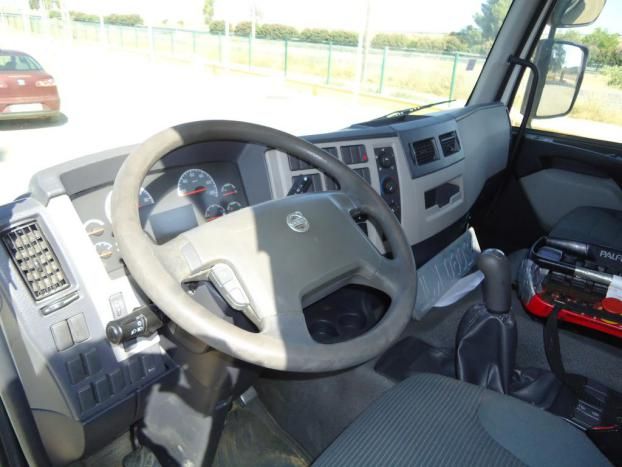 Volvo FL 240 - CAMIONES GRUAS