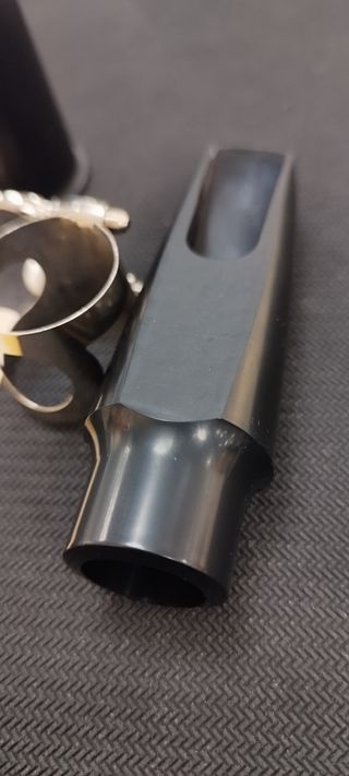Boquilla Saxo Alto + Abrazadera+cubre boquilla 