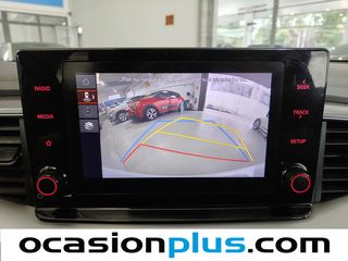 Kia Ceed 1.6 MHEV iMT Drive 100 kW (136 CV)