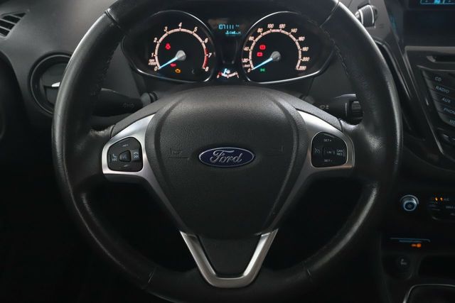 Ford Tourneo Courier 1.0 EcoBoost Titanium