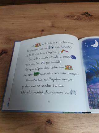 Micaela, una rana ridícula (Cuentos del viejo r...