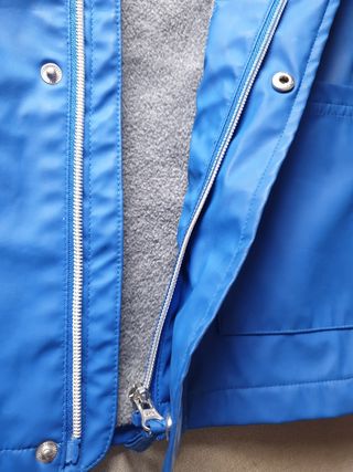 Chubasquero azul