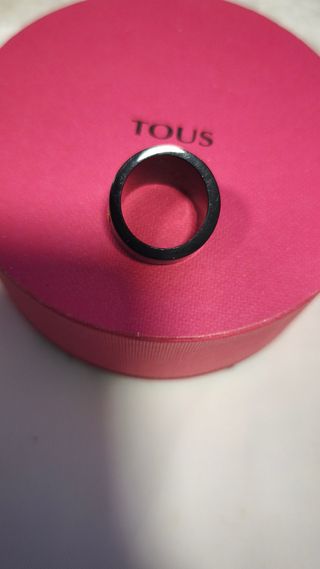 Anillo Tous Resina Negro y Oro