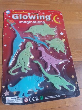 Lote de Dinosaurios liminosos y uno con movimiento