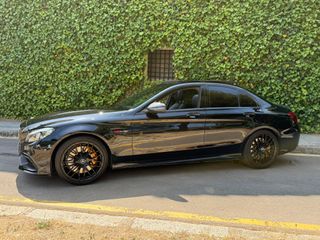 Mercedes-AMG Clase C 63 V8 biturbo 476cv