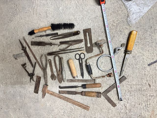 Lote de herramientas antiguas