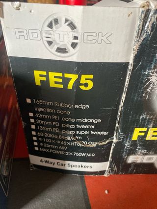 altavoces rostock 750w