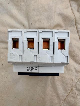 HAGER INTERRUTTORE AUTOM MAGNETOTERMICO NC410A C10