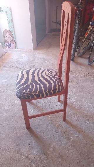 6 Sillas de comedor con estampado cebra
