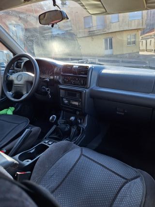Opel Frontera 2001