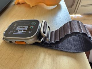 Apple Watch Ultra 2 (49 mm) Plata