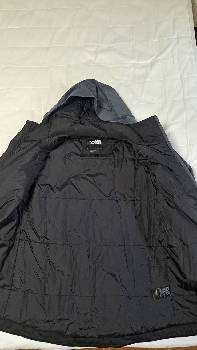 The North Face Abrigo Cortavientos Gris